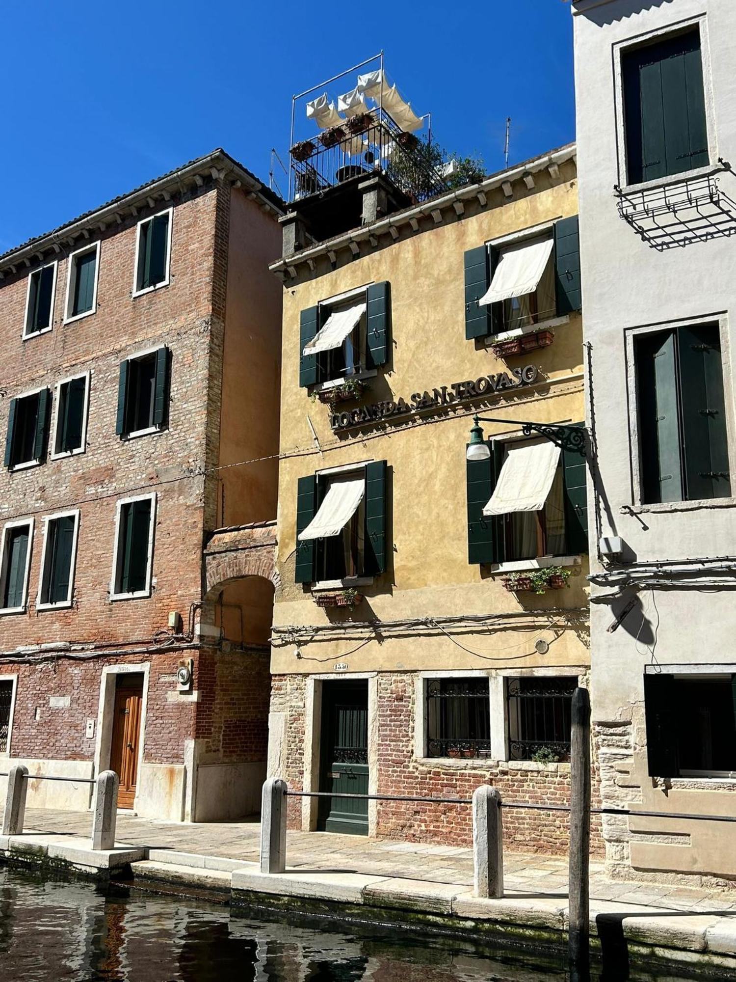Ca' San Trovaso - 6 Rooms ヴェネツィア エクステリア 写真