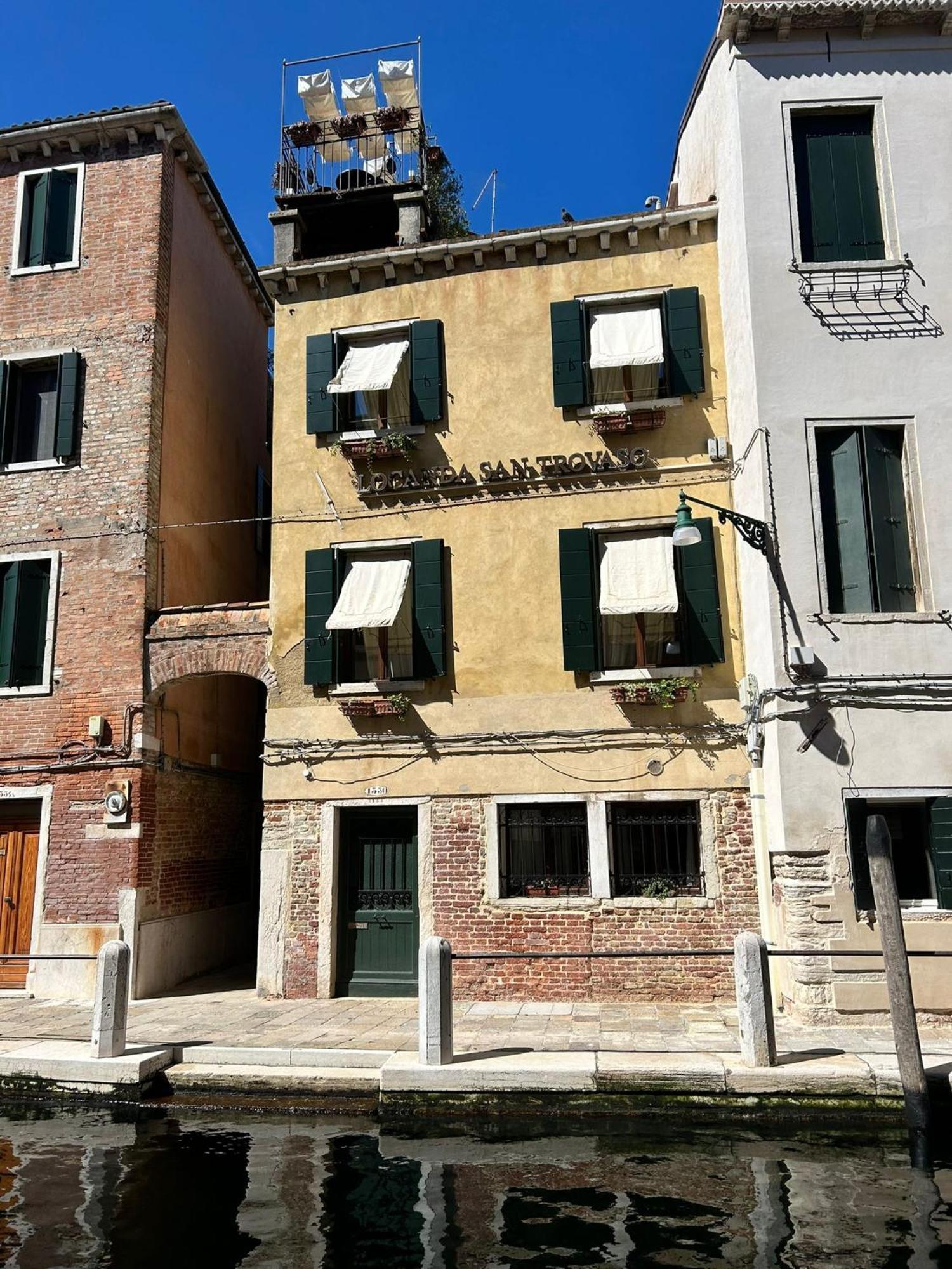 Ca' San Trovaso - 6 Rooms ヴェネツィア エクステリア 写真